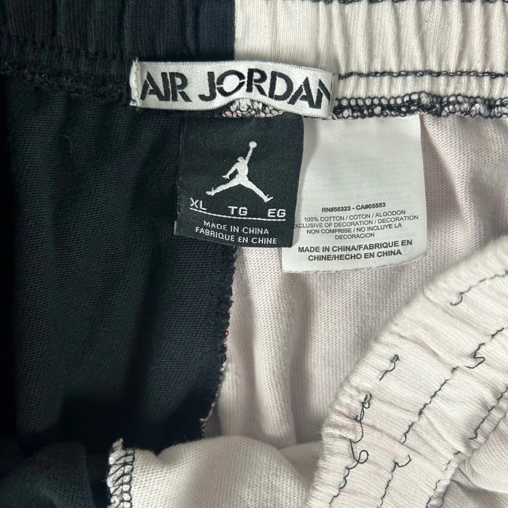 Air Jordan Shorts Mens XL Black White Red Split Jumpman Graphic Cotton
